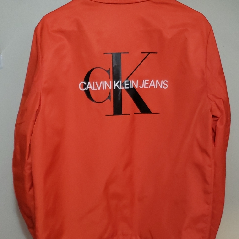 Men's Jacket - Picture 2 of 4